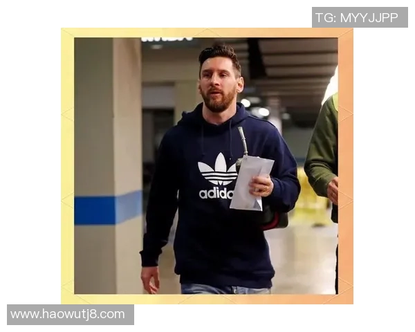 法国足球明星的时尚穿搭解析与风格展示