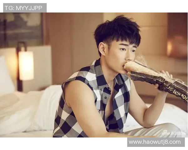 足球明星腹肌纹身图案解析与设计灵感分享让你领略独特魅力与个性风格