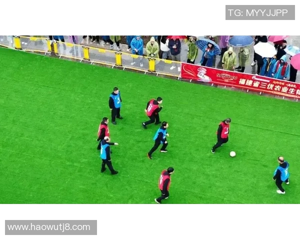 足球明星送祝福活动盛况如何让我们一起见证他们的温暖瞬间